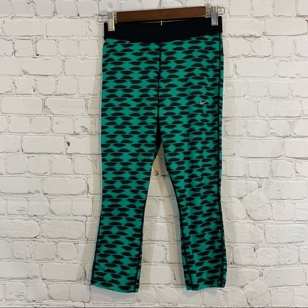NIKE Dri-Fit Green & Black RELAY CAPRI Running Cropped Leggings Women XS